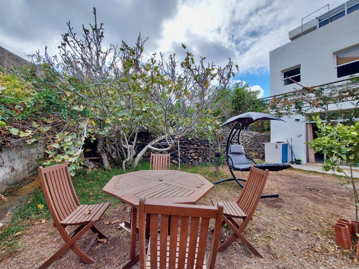 Casa Ana Con Jardin Lejlighed Punta Del Hidalgo Eksteriør billede